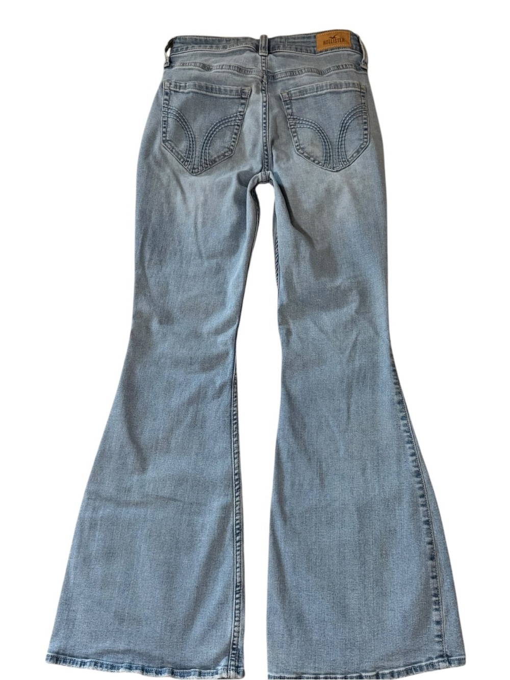 Hollister High-Rise Flare Jeans Light Wash Size 4S Waist 27